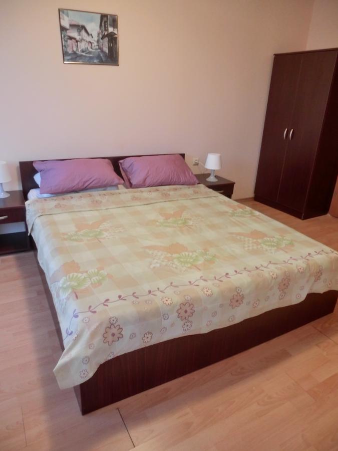 Sea View Crown Apartment On Complex With Pools And Beach, Sveti Vlas Esterno foto